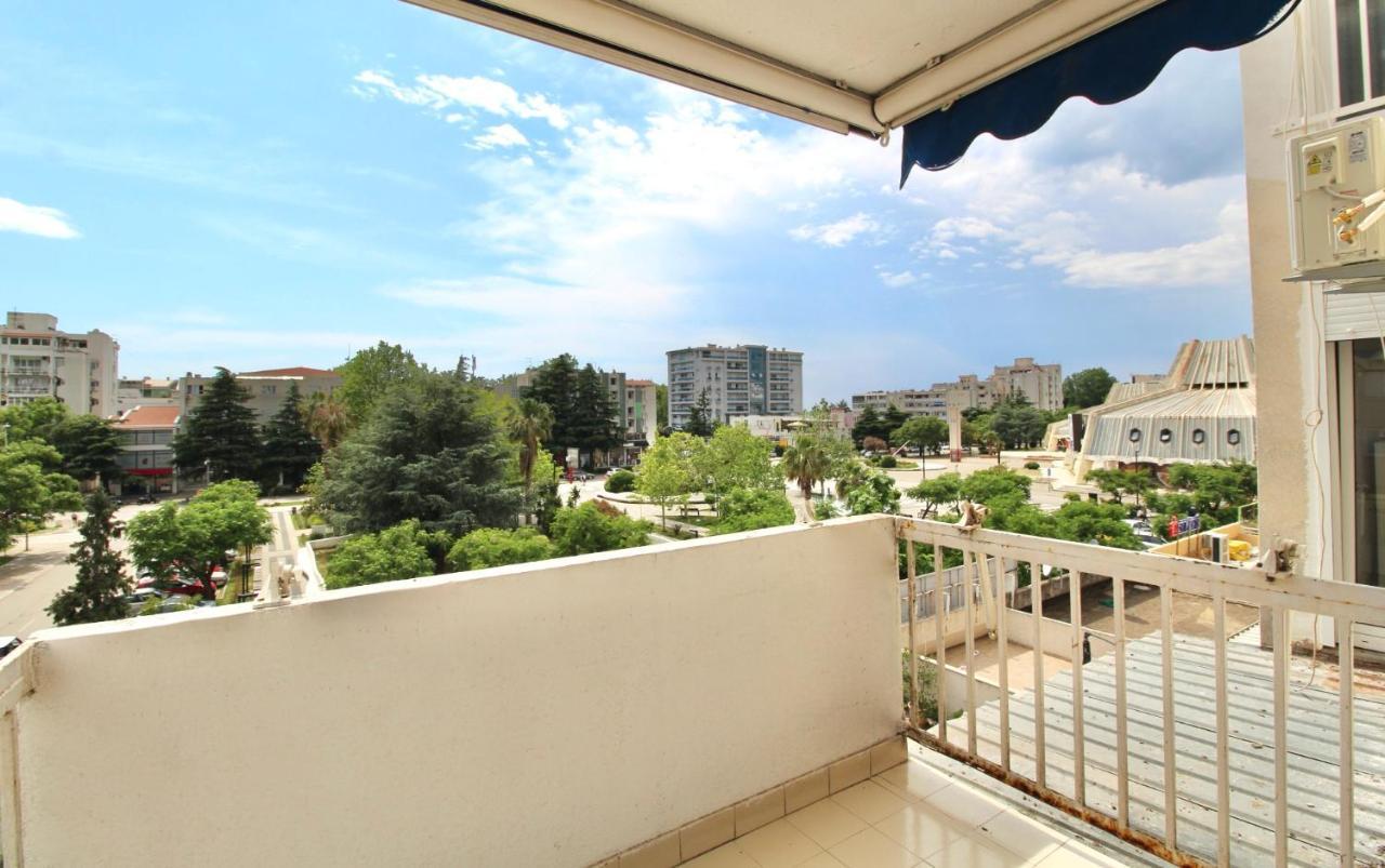 Albatros Apartments Bar Bagian luar foto